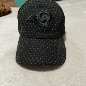 New Era Women’s 9Twenty Adjustable Rams Hat